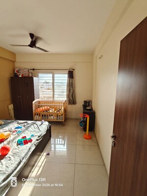 Bedroom in 3 BHK Apartment at Vaswani Menlo Park, Whitefield – for Rent