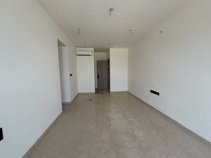 Room in 2 BHK Apartment at Juhu – for Sale