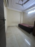 1 BHK +  450 Sq.Ft. Builder Floor in Neb Sarai