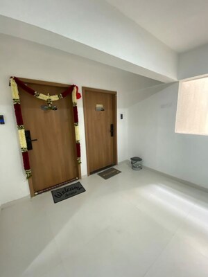 Room in 2 BHK Apartment at Shriram Nysa, Dhanori – for Rent