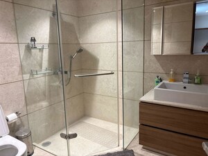 Bathroom in 4 BHK Apartment at Panchshil One North, Magarpatta City – for Sale