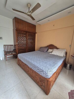 Bedroom in 2 BHK Apartment at Magarpatta Road – for Rent