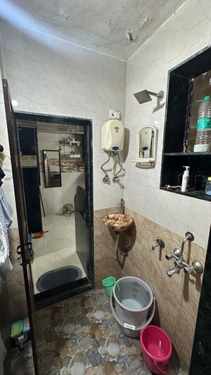 Furnished Amenities in 1 BHK Apartment at Pawan Chaya CHS, Prabhadevi – for Rent