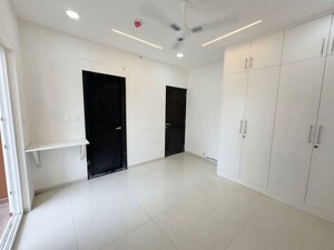 Team Area in 3 BHK Apartment at Rajapushpa Provincia, Narsingi – for Rent