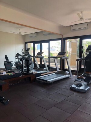 Gym in 4 BHK Penthouse at Indraprastha Schon, Richmond Town – for Sale