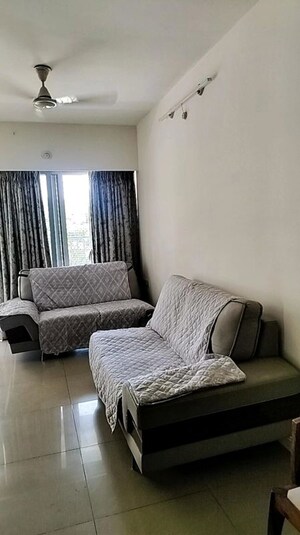Bedroom in 3 BHK Apartment at Amanora Future Towers, Hadapsar – for Rent