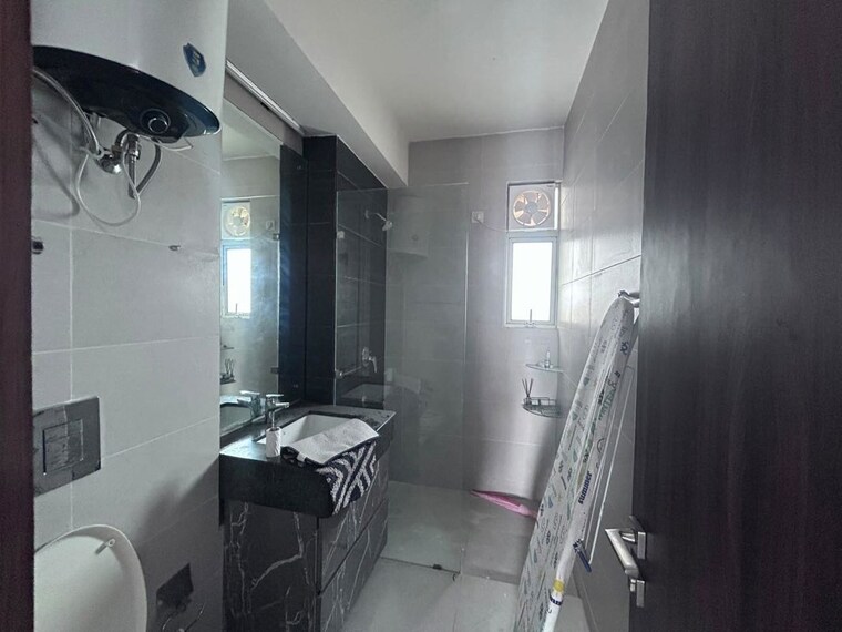 Bathroom, sector 23 2 Bedroom 1200 Sq.Ft. Builder Floor In Sector 23 Gurgaon 10682740