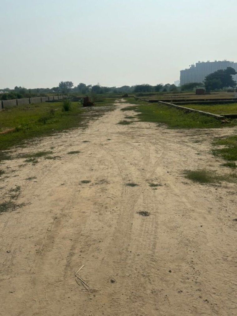 undefined, gautam buddha university  100 Sq.Yd. Plot In Gautam Buddha University Greater Noida 10682773