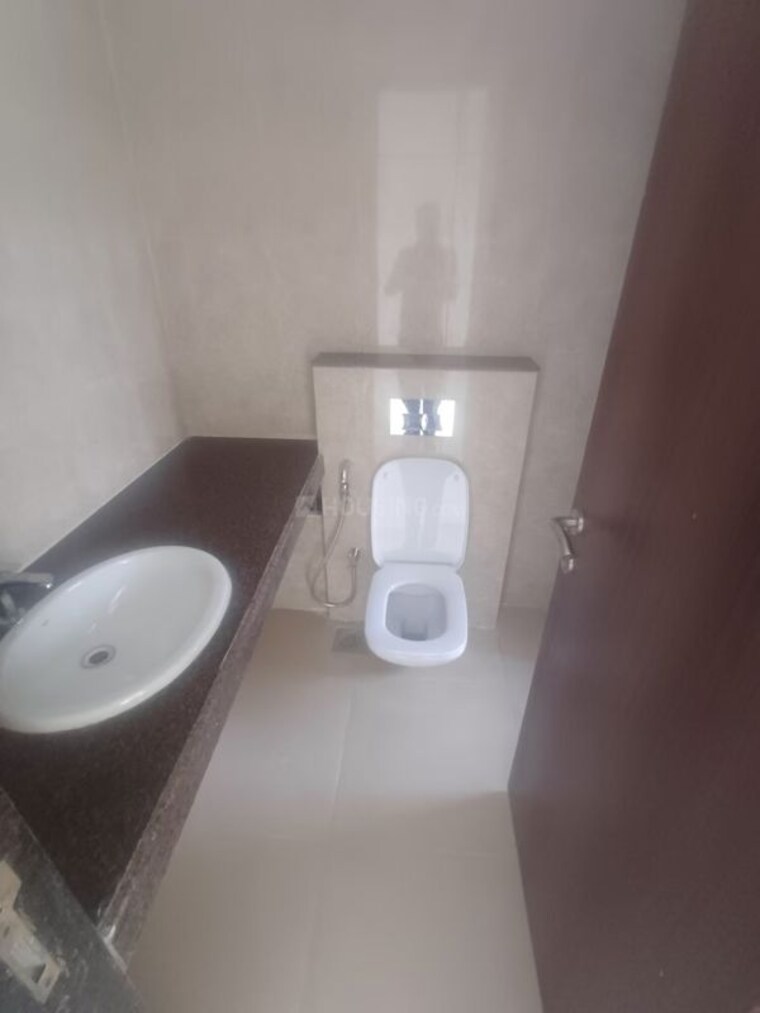 Bathroom, vasant-oscar 3 Bedroom 1400 Sq.Ft. Apartment In Mulund West Mumbai 10682759