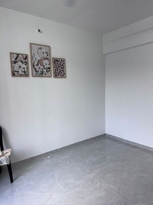 Room in 2 BHK Apartment at Sukhwani Skylines, Wakad – for Rent