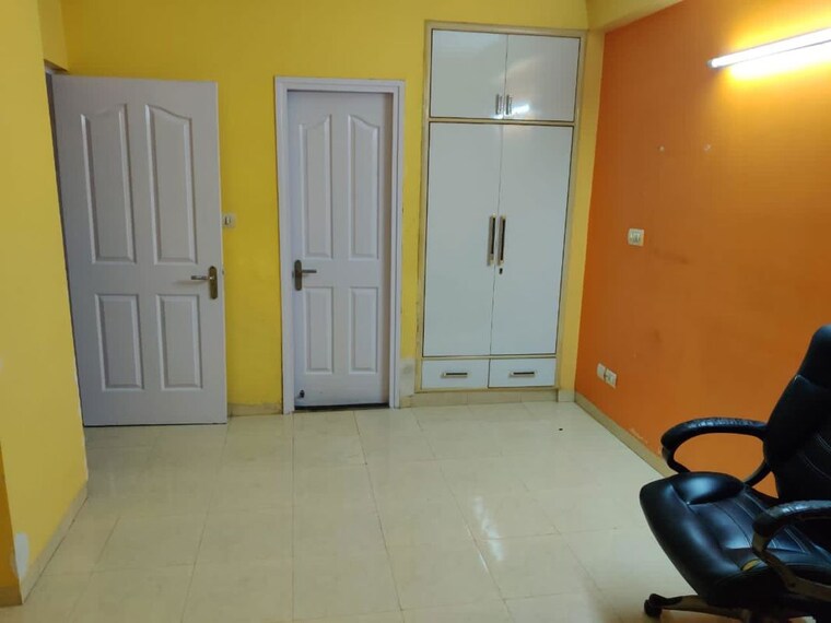Bathroom, tulip-white 3 Bedroom 1326 Sq.Ft. Apartment In Sector 69 Gurgaon 10682818