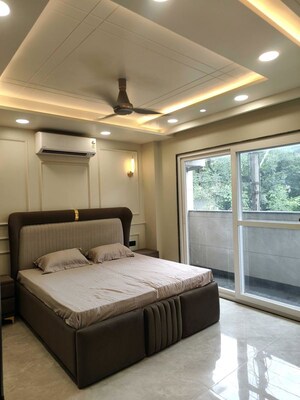 Bedroom in 3 BHK Builder Floor at Sector 22 – for Rent