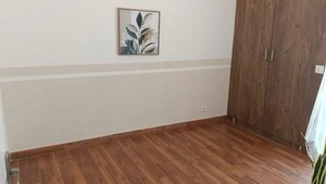 Room in 2 BHK Apartment at Jaypee Greens Kosmos, Sector 134 – for Sale