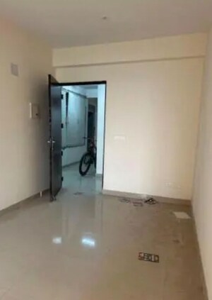 Room in 4 BHK Apartment at BPTP Park Elite Premium, Sector 84 – for Sale