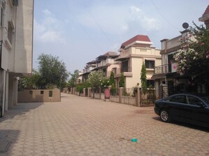 Parking in 3 BHK Villa at Shroff Srushti, Baner – for Sale