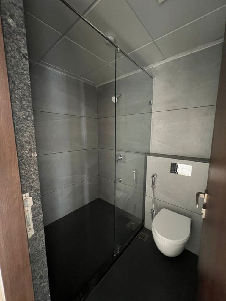 Bathroom, kunal-the-canary 4 Bedroom 1785 Sq.Ft. Apartment In Balewadi Pune 10682921