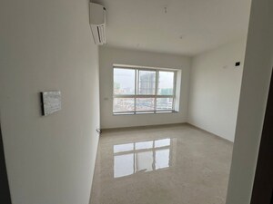 Room in 4 BHK Apartment at Kunal The Canary, Balewadi – for Sale