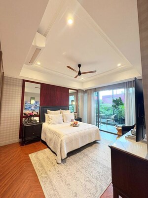 Bedroom in 3 BHK Builder Floor at Sector 22 – for Rent