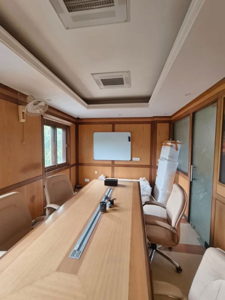 Team Area, hauz khas enclave Commercial Office Space 1500 Sq.Ft. In Hauz Khas Enclave Delhi 10682928