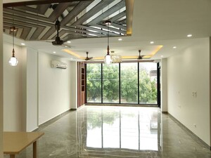 Balcony in 3 BHK Builder Floor at Sector 21 – for Rent