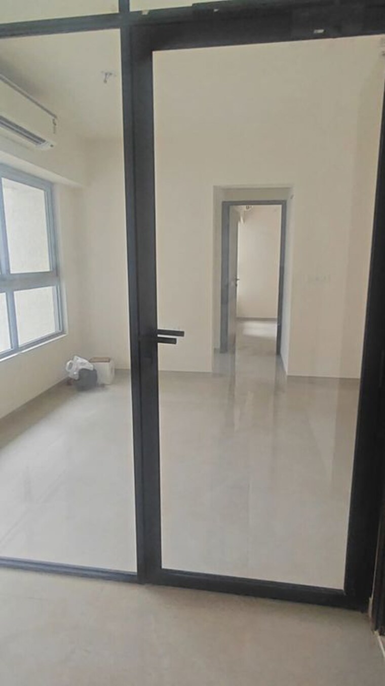Room, runwal-eirene 2 Bedroom 568 Sq.Ft. Apartment In Balkum Pada Thane 10682950