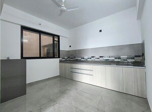 Room in 2 BHK Apartment at Unique Youtopia, Kharadi – for Rent
