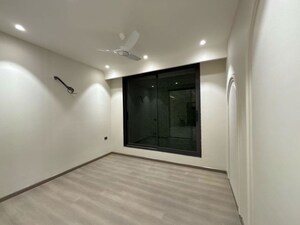 Room in 4 BHK Builder Floor at Sector 22 – for Rent