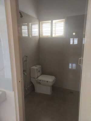 Bathroom in 3 BHK Independent House at Hebbal Kempapura – for Rent
