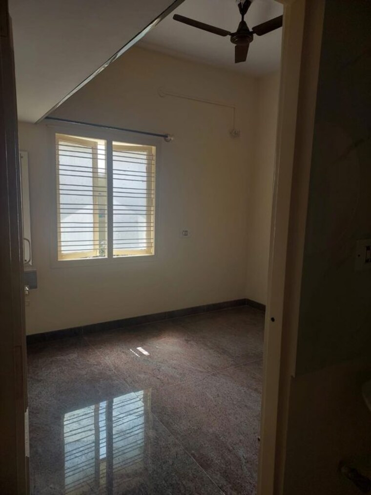 Room, hebbal kempapura 3 Bedroom 1200 Sq.Ft. Independent House In Hebbal Kempapura Bangalore 10682953