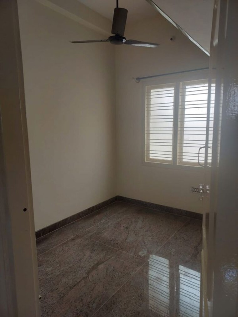 Room, hebbal kempapura 3 Bedroom 1200 Sq.Ft. Independent House In Hebbal Kempapura Bangalore 10682953
