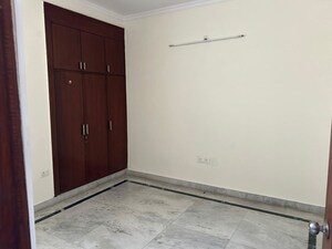 Room in 2 BHK Builder Floor at RWA Apartments Sector 19, Sector 19 – for Rent