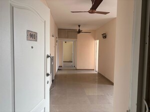 Bathroom in 3 BHK Apartment at Unitech Uniworld Gardens 2, Sector 47 – for Rent