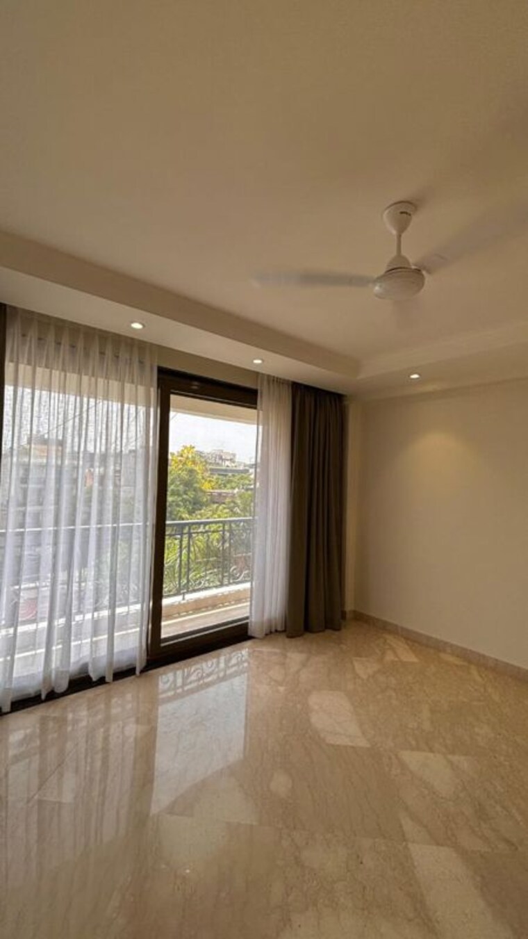 Bedroom, green park extension 4 Bedroom 335 Sq.Yd. Builder Floor In Green Park Extension Delhi 10682902