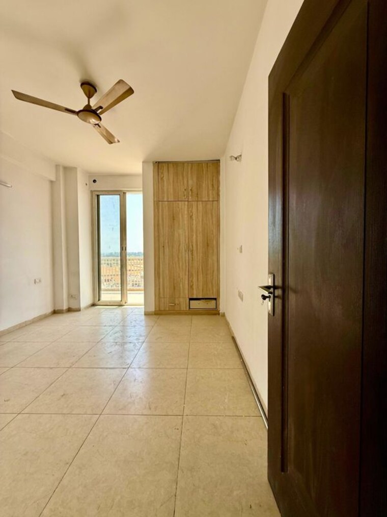 Room, sushma-crescent 3 Bedroom 1500 Sq.Ft. Apartment In Dhakoli Zirakpur 10683000