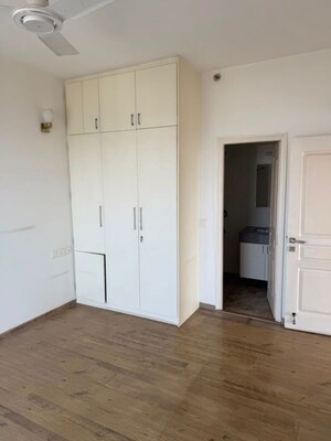 3 BHK Apartment For Rent in Unitech Uniworld Gardens 2, Sector 47