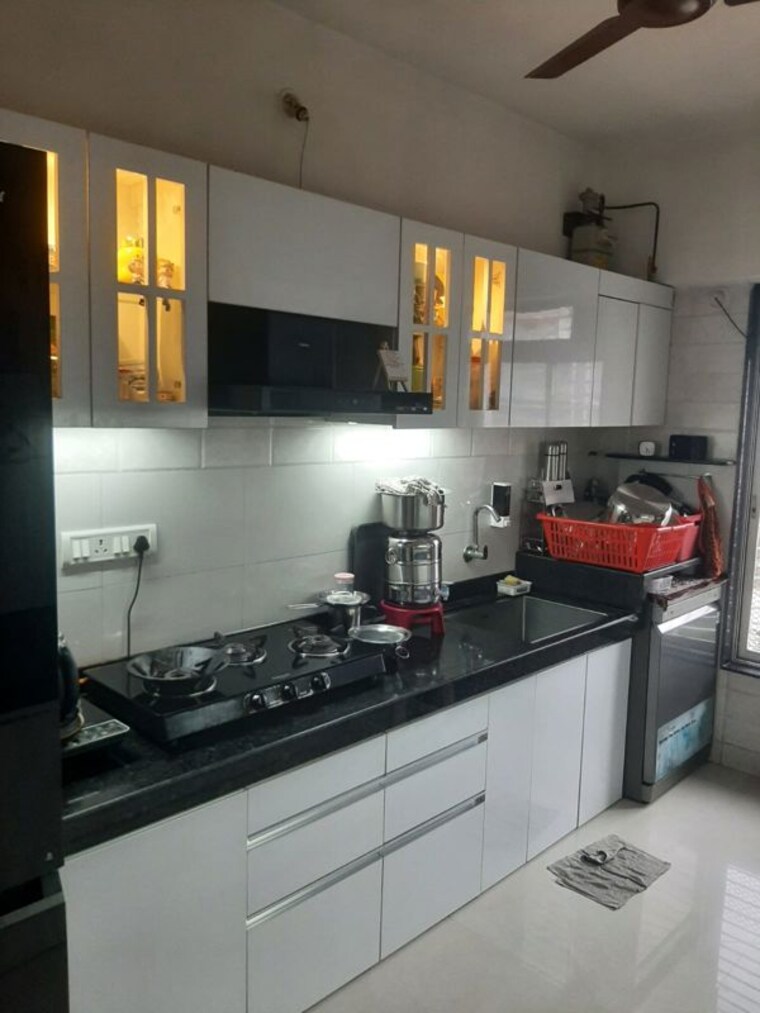 Kitchen, shree-vithal-chs 2 Bedroom 840 Sq.Ft. Apartment In Vile Parle East Mumbai 10683016