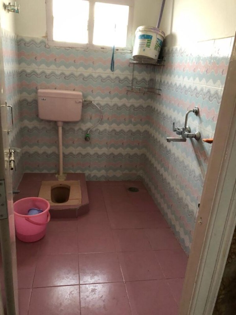 Bathroom, s-s-prime-view-apartments 2 Bedroom 1200 Sq.Ft. Apartment In Jubilee Hills Hyderabad 10683041