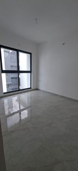 Room in 3 BHK Apartment at Majestique Signature Towers, Balewadi – for Sale
