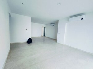 Hall in 3 BHK Apartment at Smart World Orchard, Sector 61 – for Rent