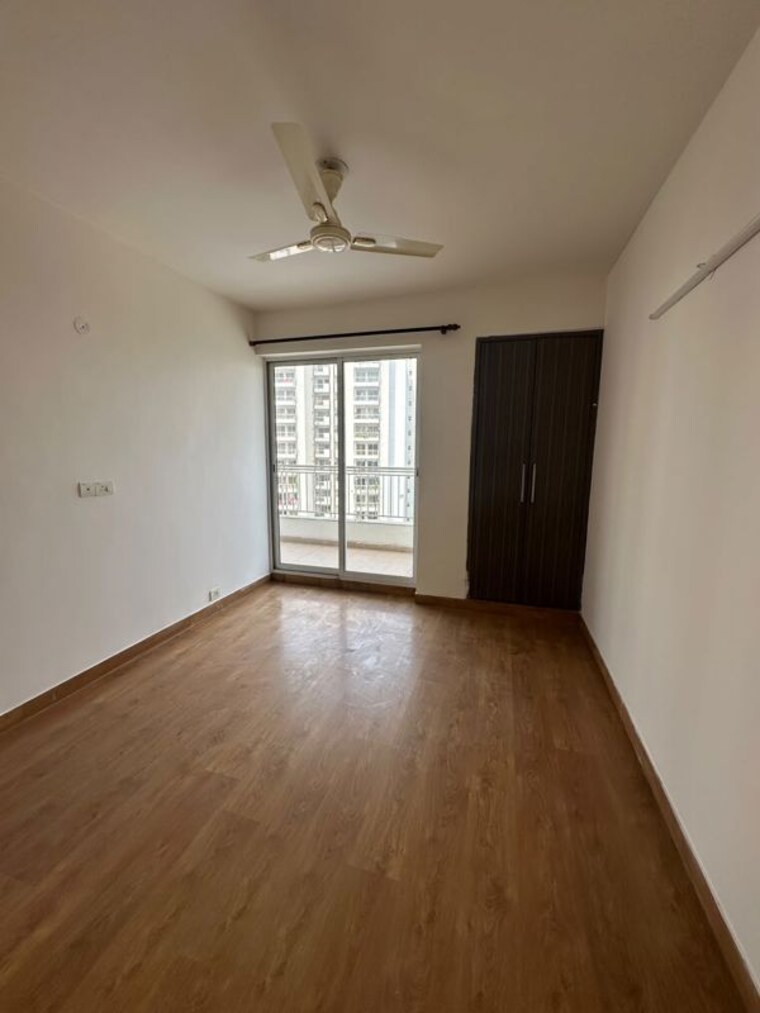 Room, bestech-park-view-spa-next 3.5 Bedroom 2000 Sq.Ft. Builder Floor In Sector 67 Gurgaon 10683082