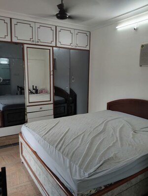 Bedroom in 2 BHK Apartment at Triveni Vasant Vihar CHS, Vasant Vihar – for Rent