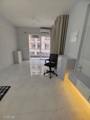 Team Area in 3 BHK Builder Floor at Signature Global City, Sector 37d – for Rent