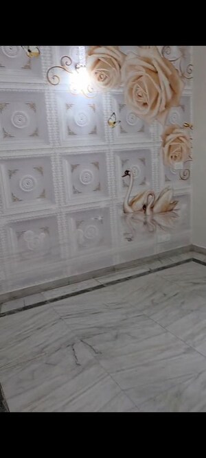 Bathroom in 6 BHK Independent House at Sector 40 – for Rent