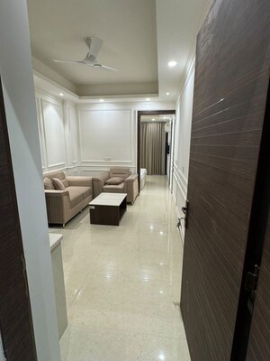 2 BHK Builder Floor For Rent in Unitech Arcadia, South City 2