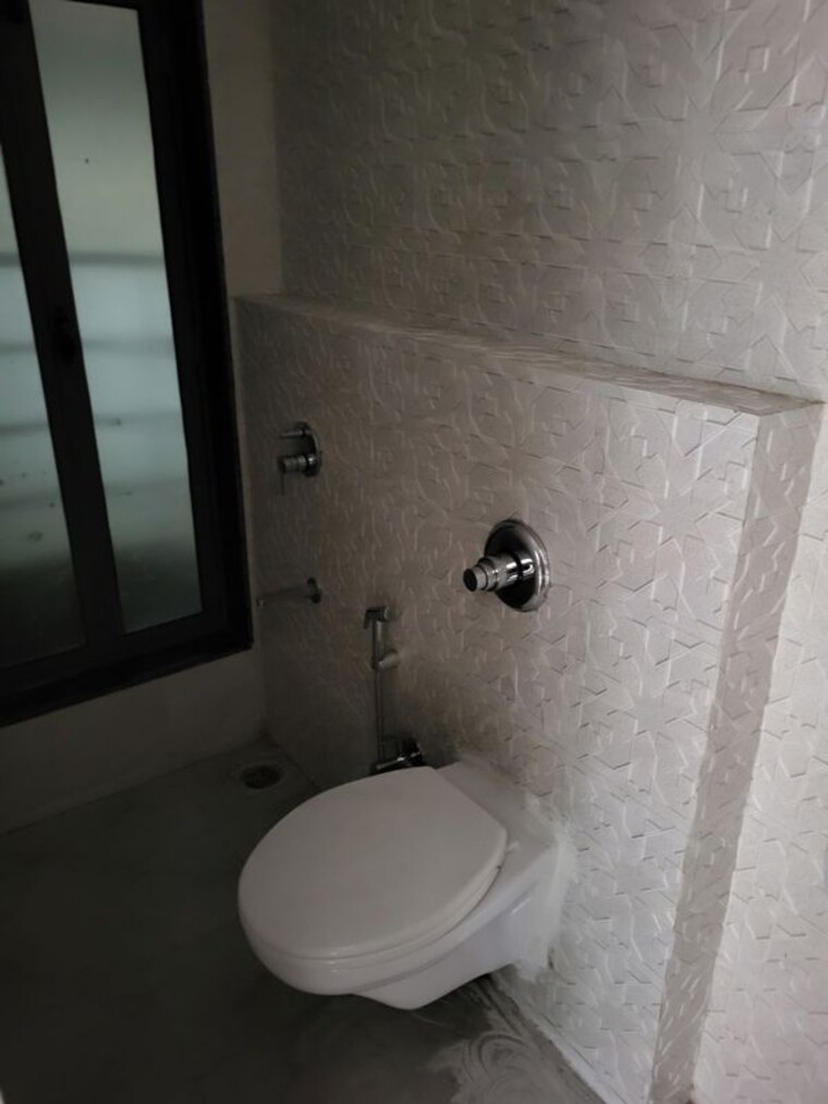 Bathroom, uk-iridium 1 Bedroom 410 Sq.Ft. Apartment In Kandivali East Mumbai 10683114