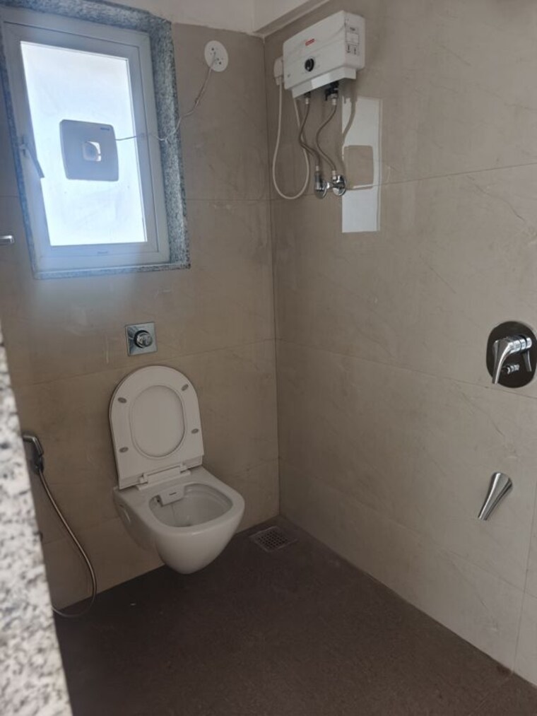 Bathroom, vaibhav-laxmi-corporate-park 2 Bedroom 750 Sq.Ft. Apartment In Chembur Mumbai 10683171