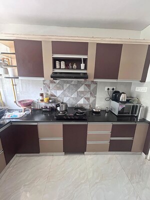 Team Area in 3 BHK Apartment at Maple Heights, Sector 43 – for Rent