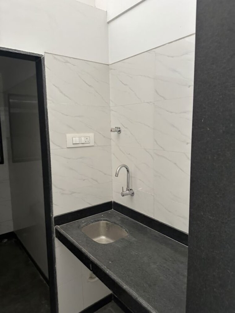 undefined, key-tech-park Commercial Shop 500 Sq.Ft. In Andheri West Mumbai 10683168