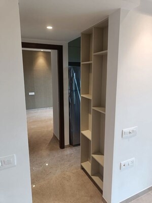 Building Lobby in 1 BHK Apartment at Hiranandani Sorrento, Powai – for Rent