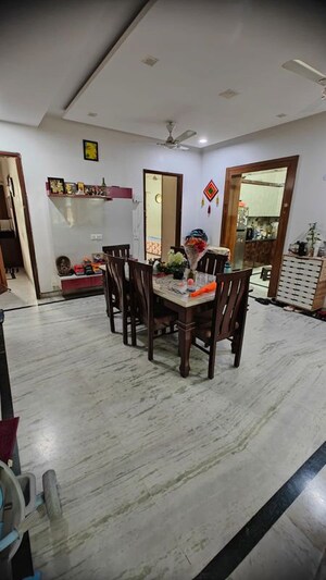 3 BHK Builder Floor For Rent in Sector 23